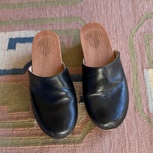 Charlotte Stone Black Martino clogs